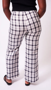 CHECKERED PANTS SIZE 27 (US 4)